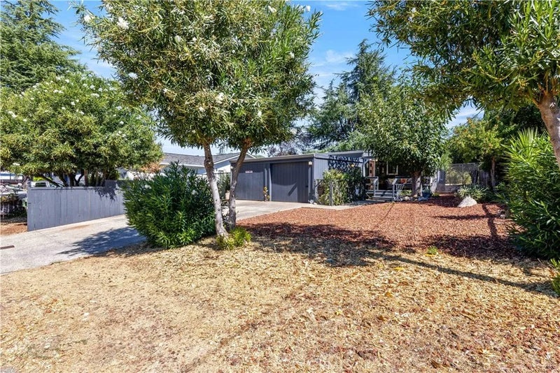 10639 Fairway