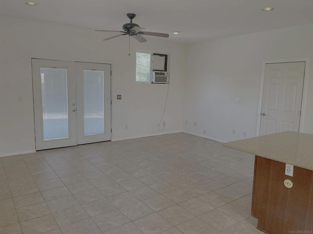 Photo of 31330 Oak Glen Ln, Valley Center, CA 92082 (MLS # 250045844)