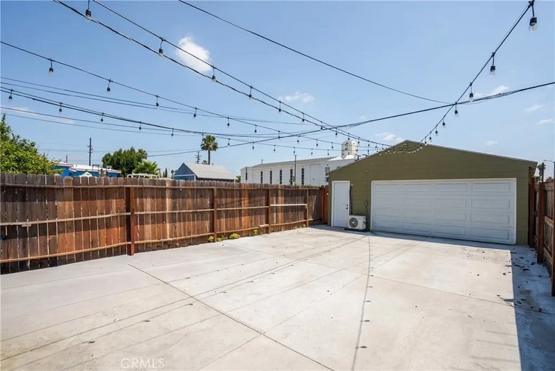 3432 Arlington