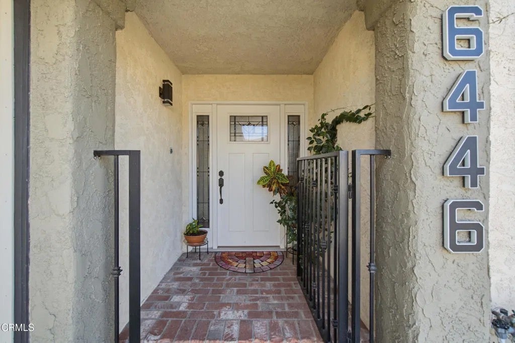 6446 San Como Lane