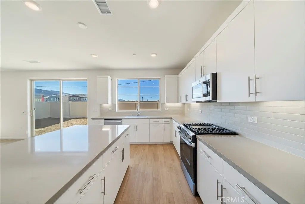 Photo of 3808 Crossen Drive, Corona, CA 92883 (MLS # OC26006029)