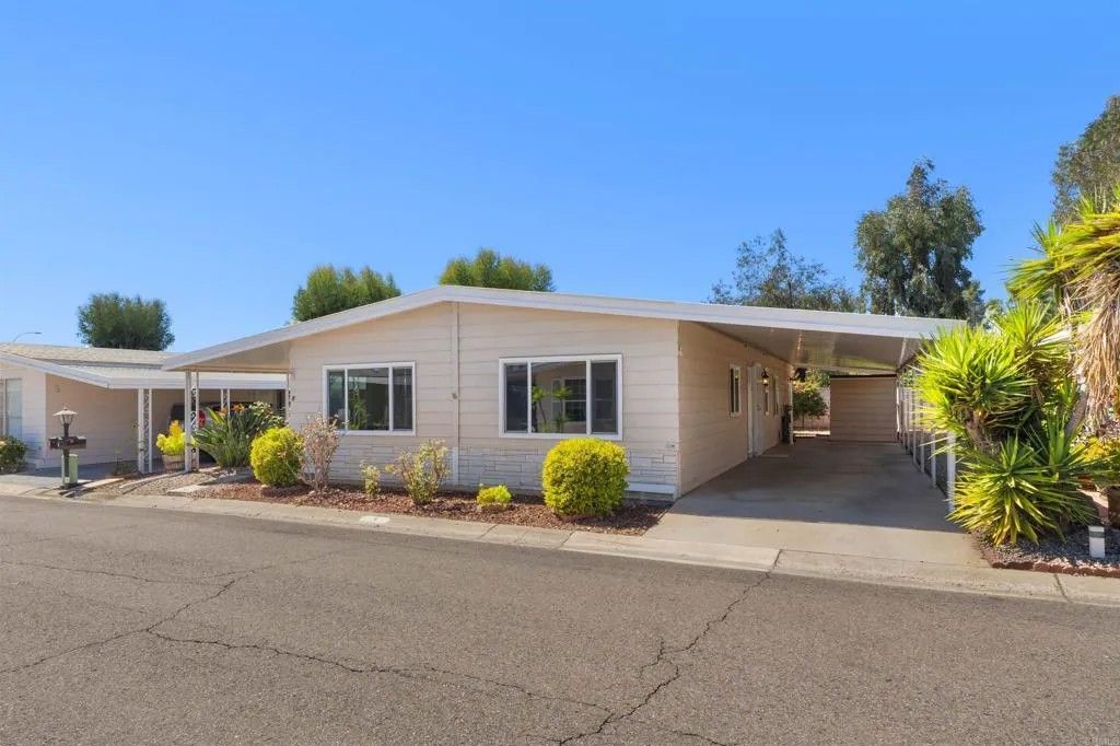 Photo of 2250 N Broadway #SPC 4, Escondido, CA 92026 (MLS # NDP2602719)