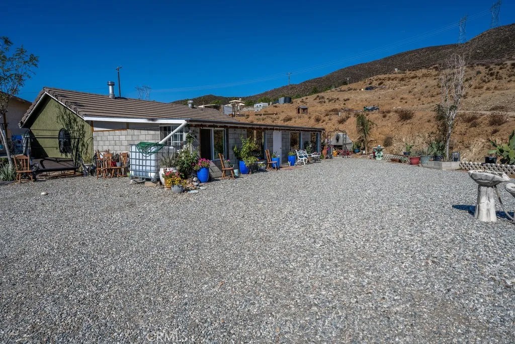 9555 Hierba Road
