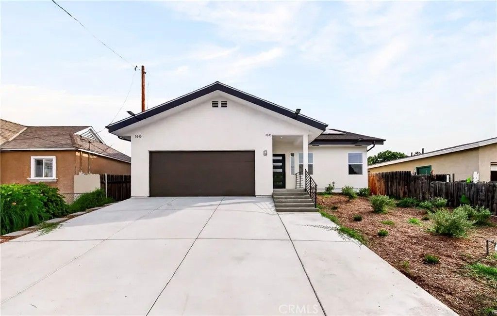Photo of 2643 10th Street, Riverside, CA 92507 (MLS # CV26083889)