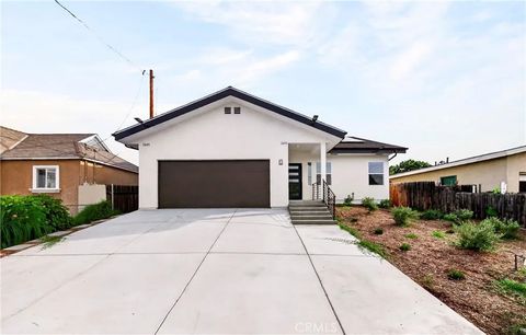 2643 10th Street Riverside CA 92507