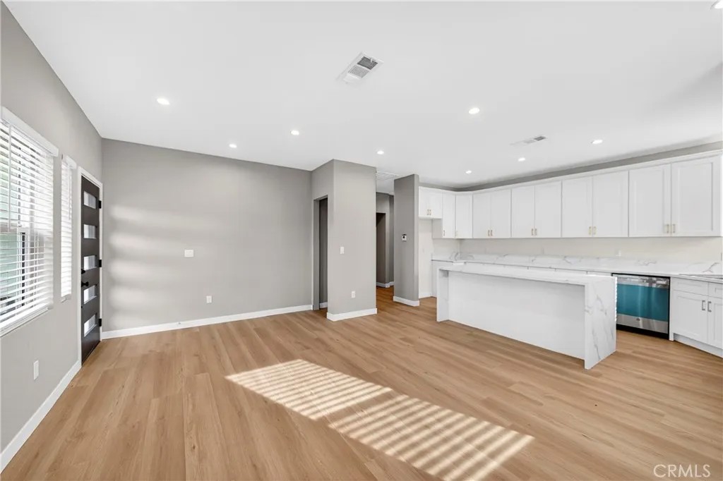 2643 10th Street