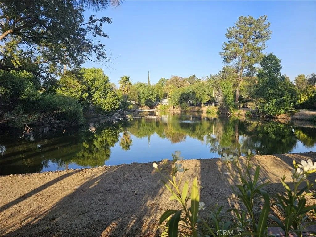 Photo of 26734 Peach St, Perris, CA 92570 (MLS # DW26032172)