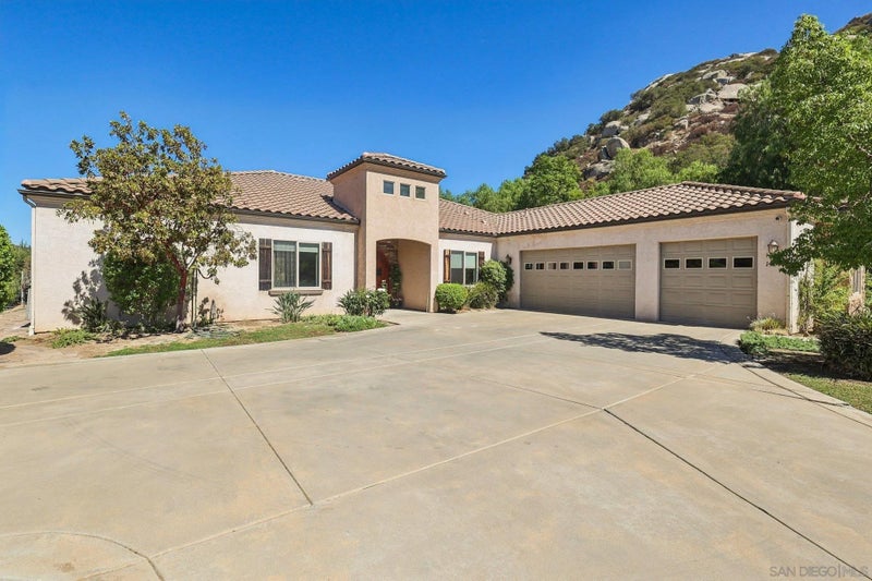 1485 Santa Fe Hills