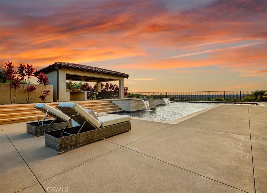 8461 Hinterland Drive
