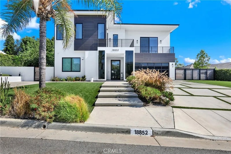 18852 CANYON CREST Drive