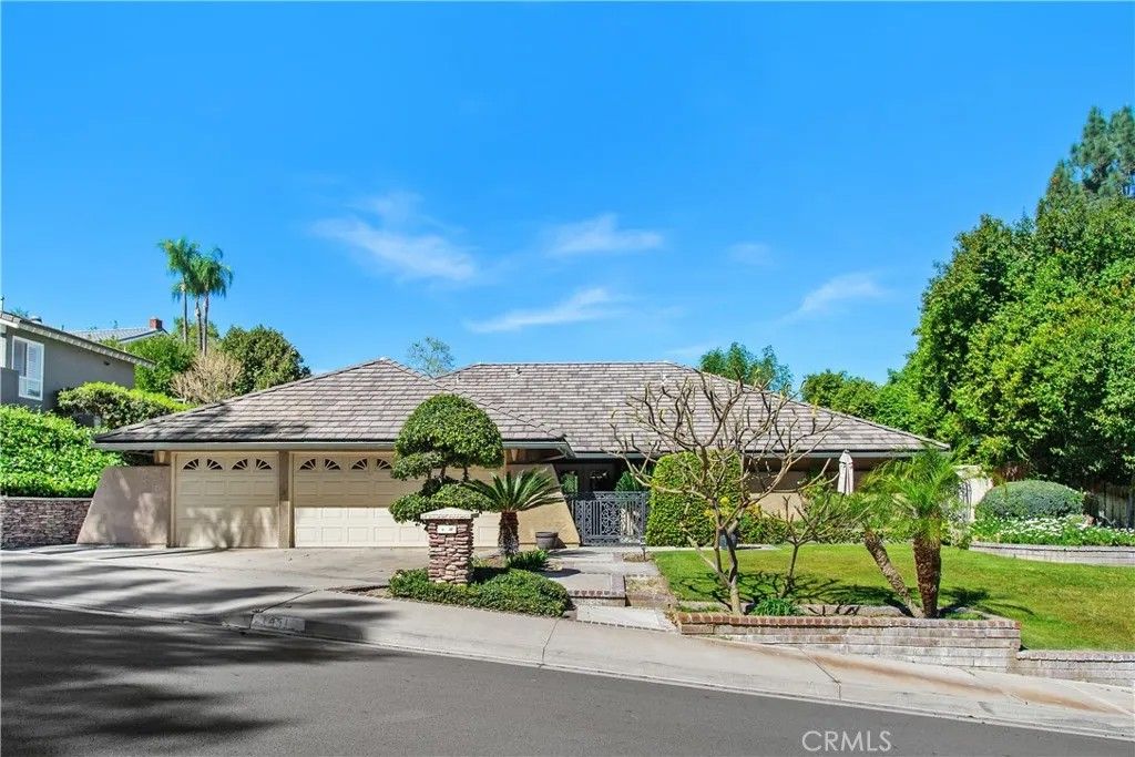 Photo of 1451 Trenton Drive, Riverside, CA 92506 (MLS # IV26050540)