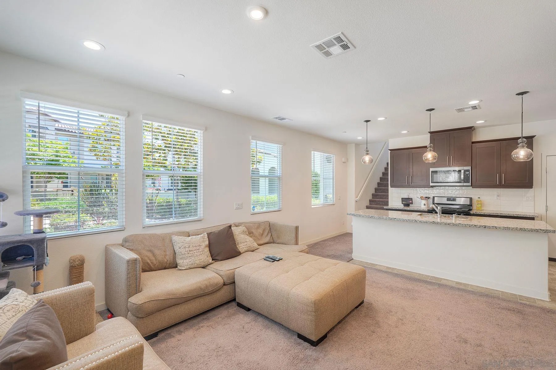 4134 Vela Way