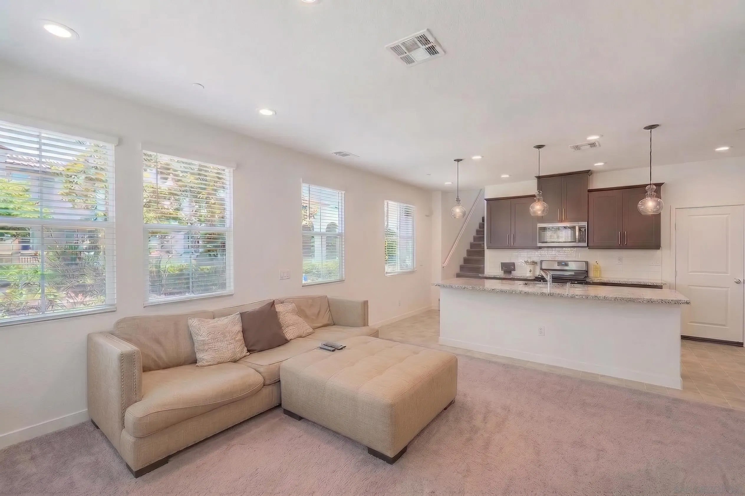 4134 Vela Way