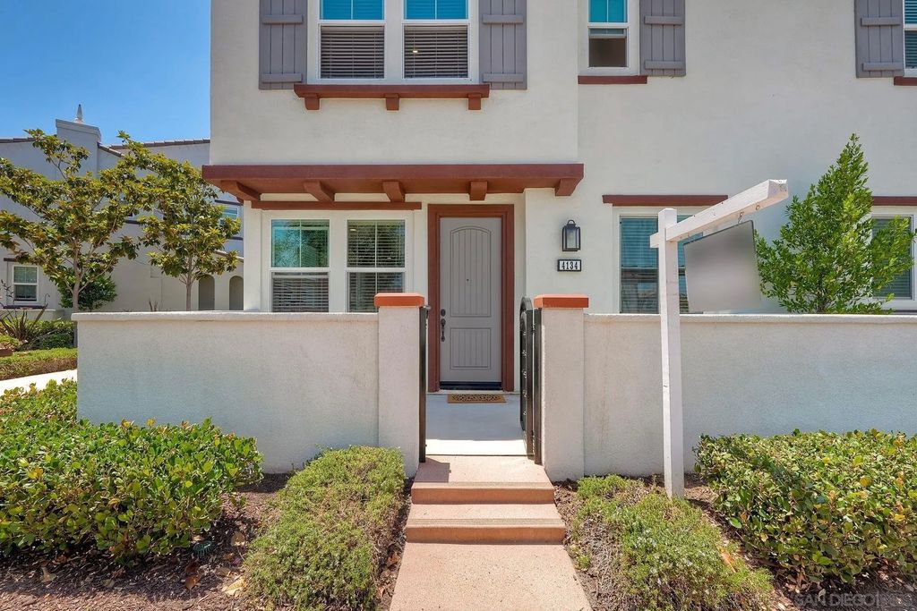 Photo of 4134 Vela Way, Oceanside, CA 92057 (MLS # 260014366)