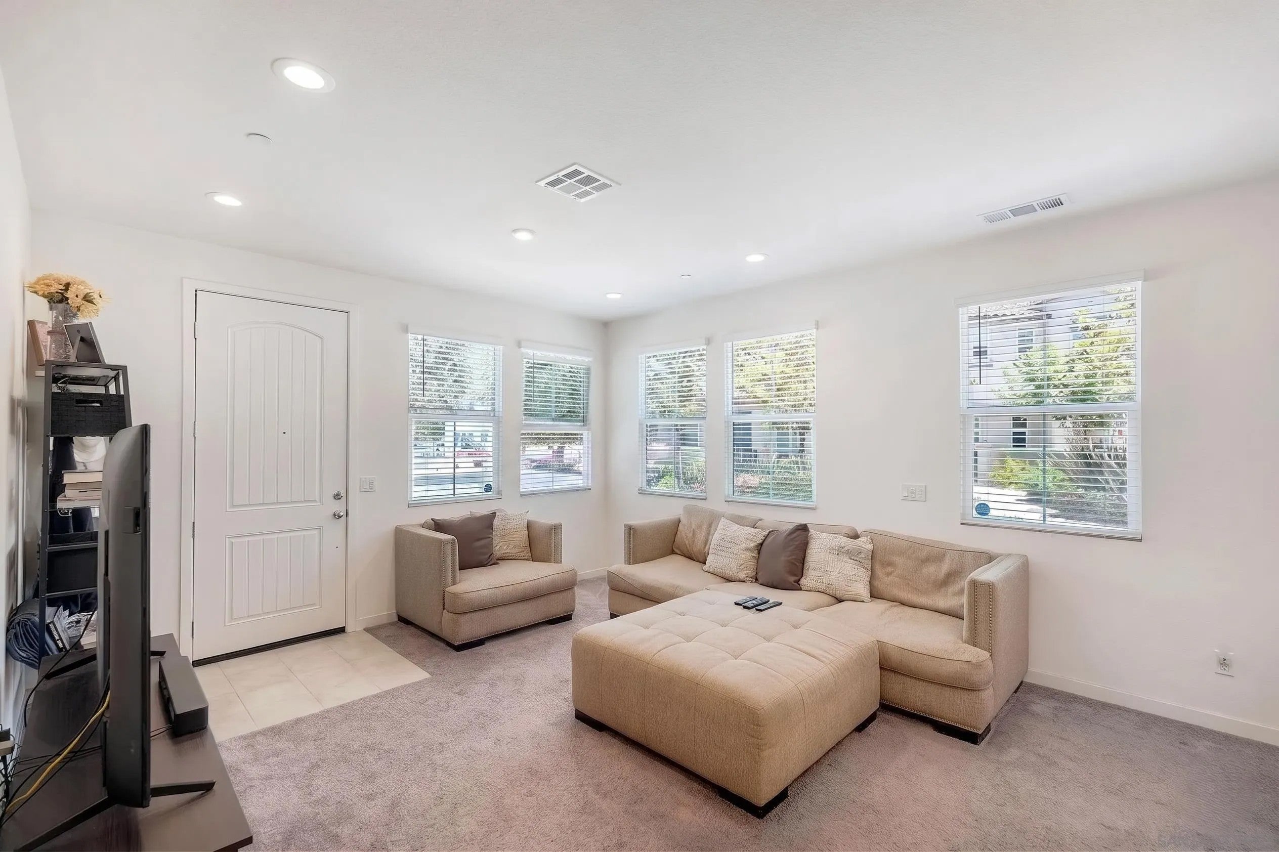 4134 Vela Way