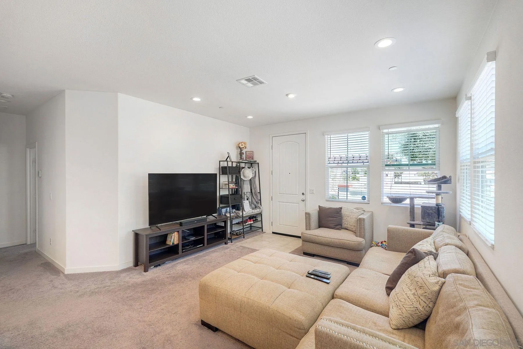 4134 Vela Way