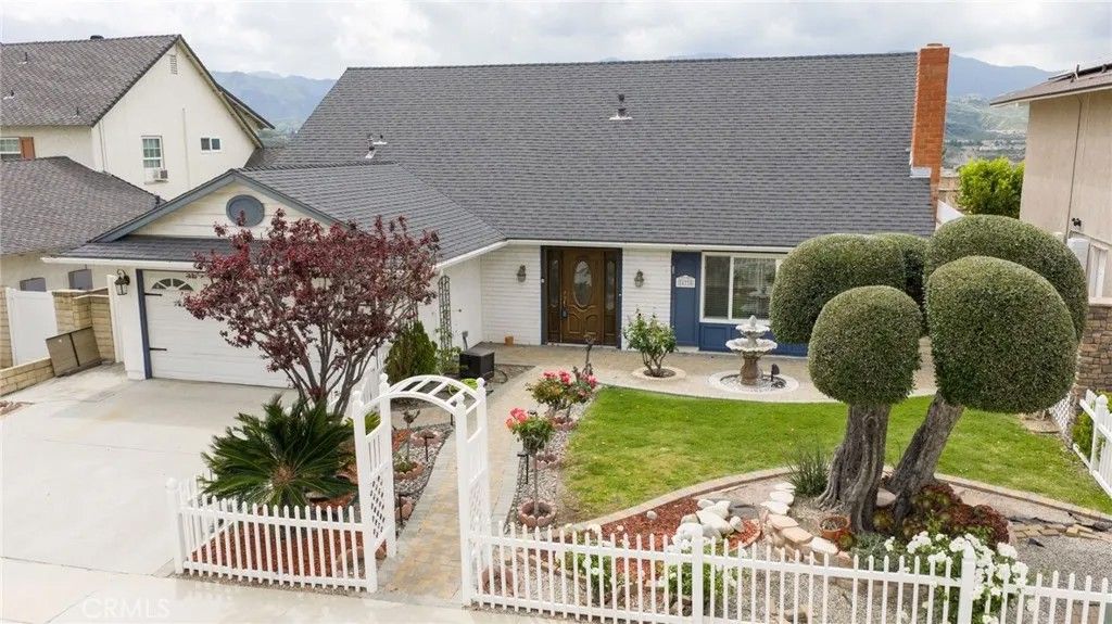 Photo of 16738 Goodvale Rd, Canyon Country, CA 91387 (MLS # SR26075540)