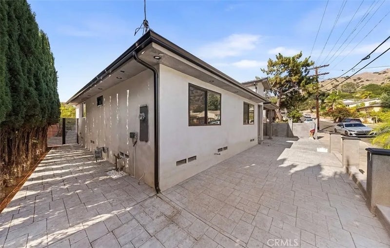 8369 Vine Valley