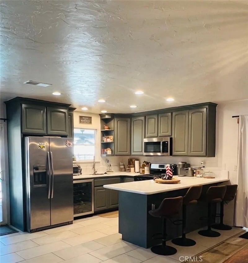 133 S Woodlake
