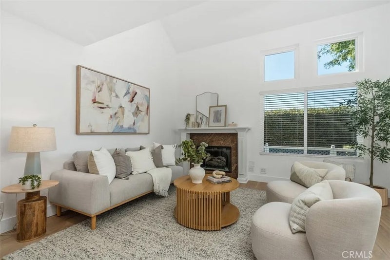 45 Greenmoor