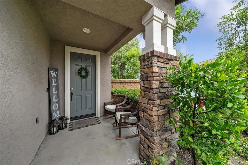 13102 Melon Avenue