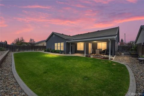 Tiny photo for 5712 Biddeford St, Bakersfield, CA 93313 (MLS # SR25270063)