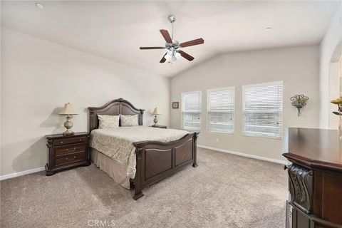 Tiny photo for 5712 Biddeford St, Bakersfield, CA 93313 (MLS # SR25270063)