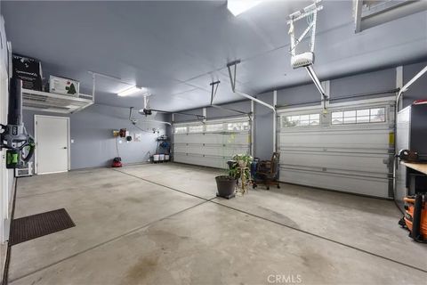 Tiny photo for 5712 Biddeford St, Bakersfield, CA 93313 (MLS # SR25270063)