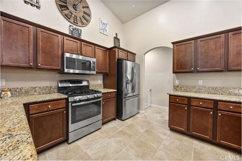 Tiny photo for 5712 Biddeford St, Bakersfield, CA 93313 (MLS # SR25270063)