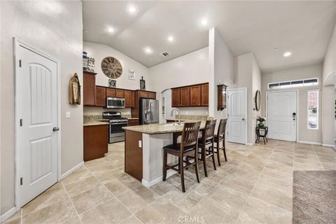 Tiny photo for 5712 Biddeford St, Bakersfield, CA 93313 (MLS # SR25270063)