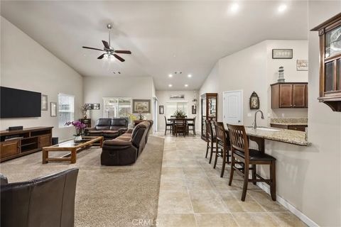 Tiny photo for 5712 Biddeford St, Bakersfield, CA 93313 (MLS # SR25270063)