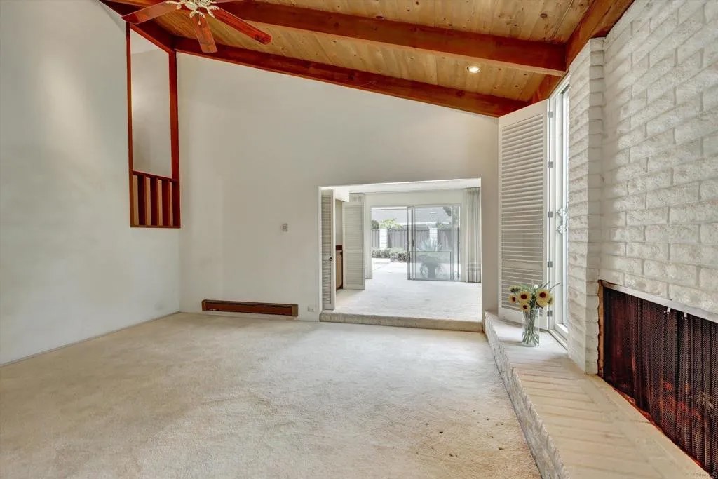 16138 Via Madera Circa