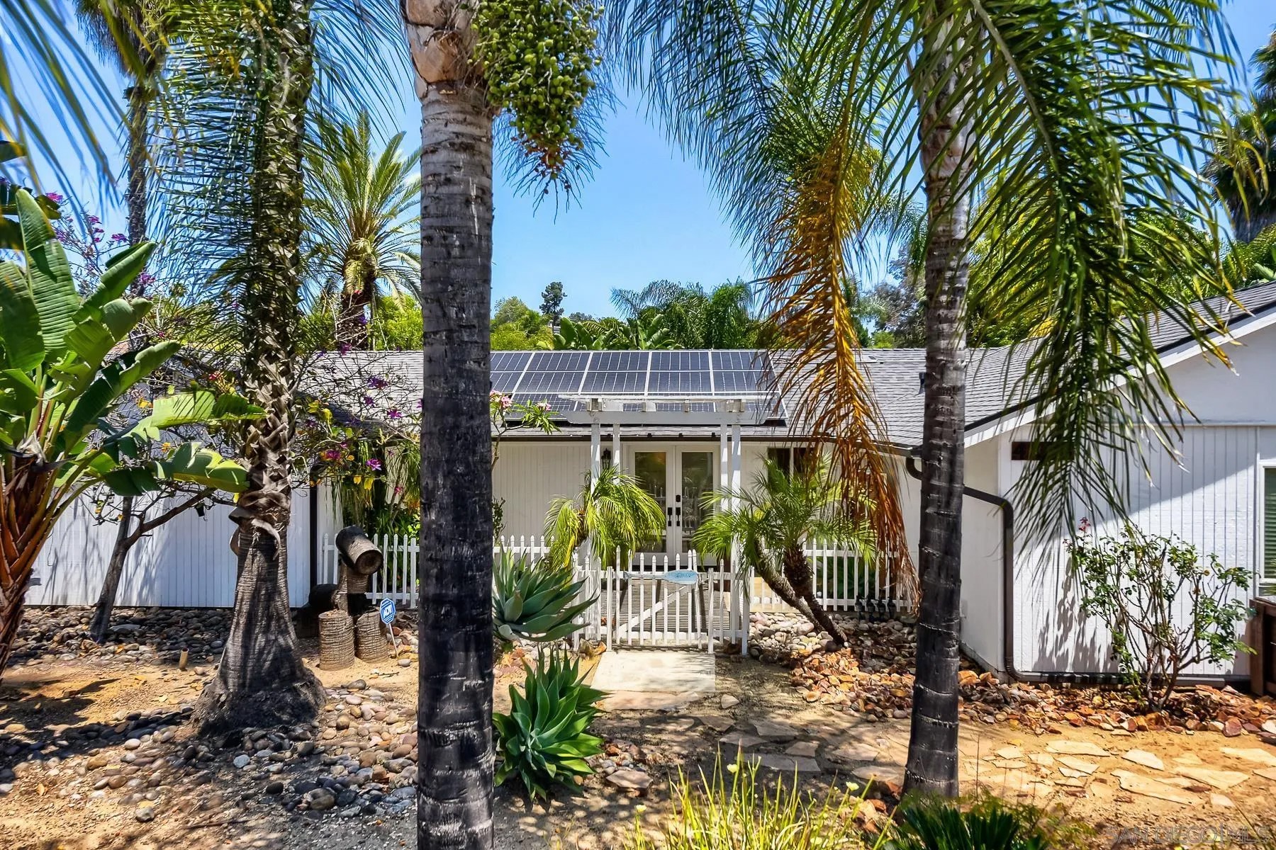 4225 AVOCADO BLVD