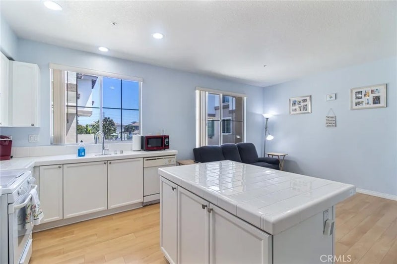 4560 Montecito Drive