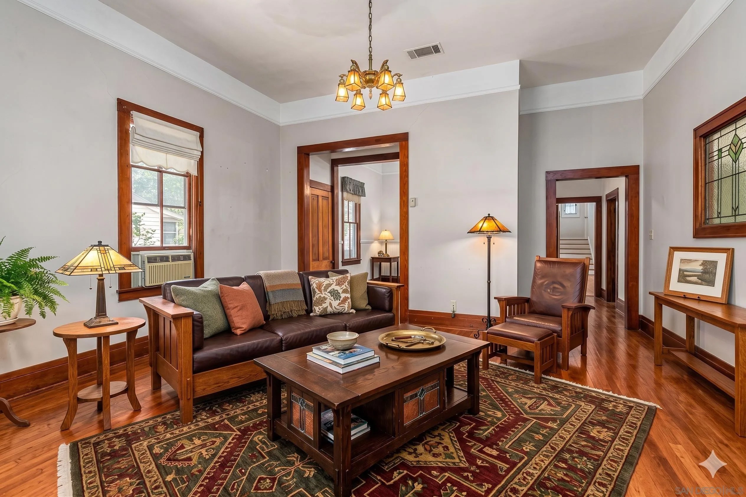 544 S Juniper Street