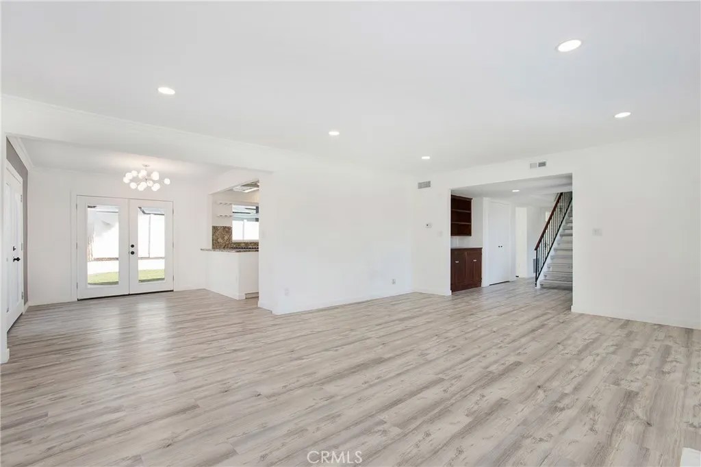 13772 Sanderstead Road