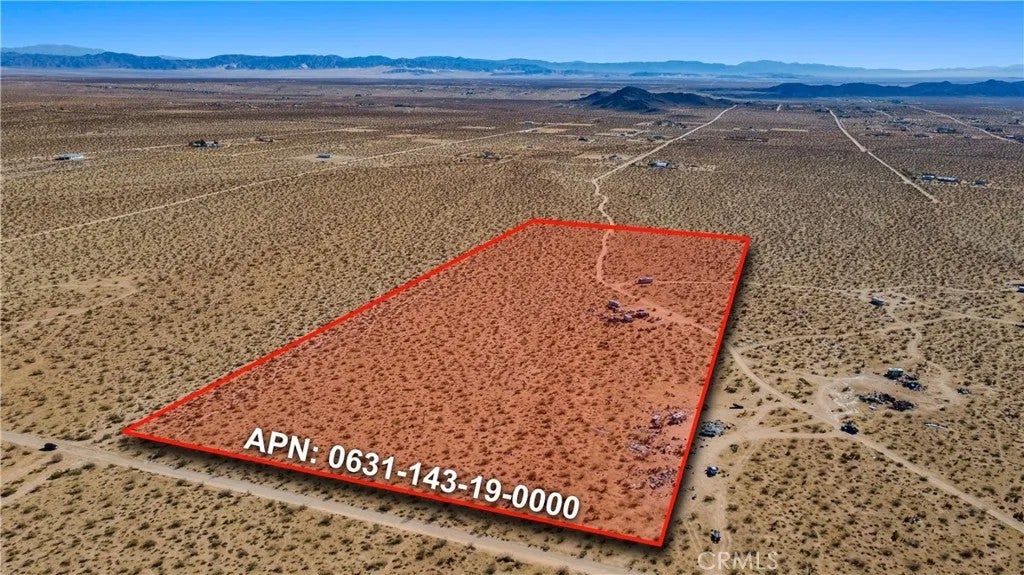 Photo of 1 Sunset, Joshua Tree, CA 92252 (MLS # CV26216423)