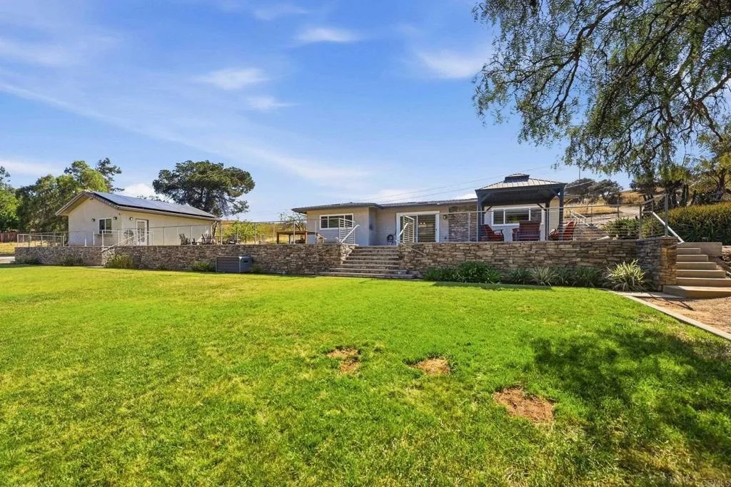 3004 Hill Valley Drive