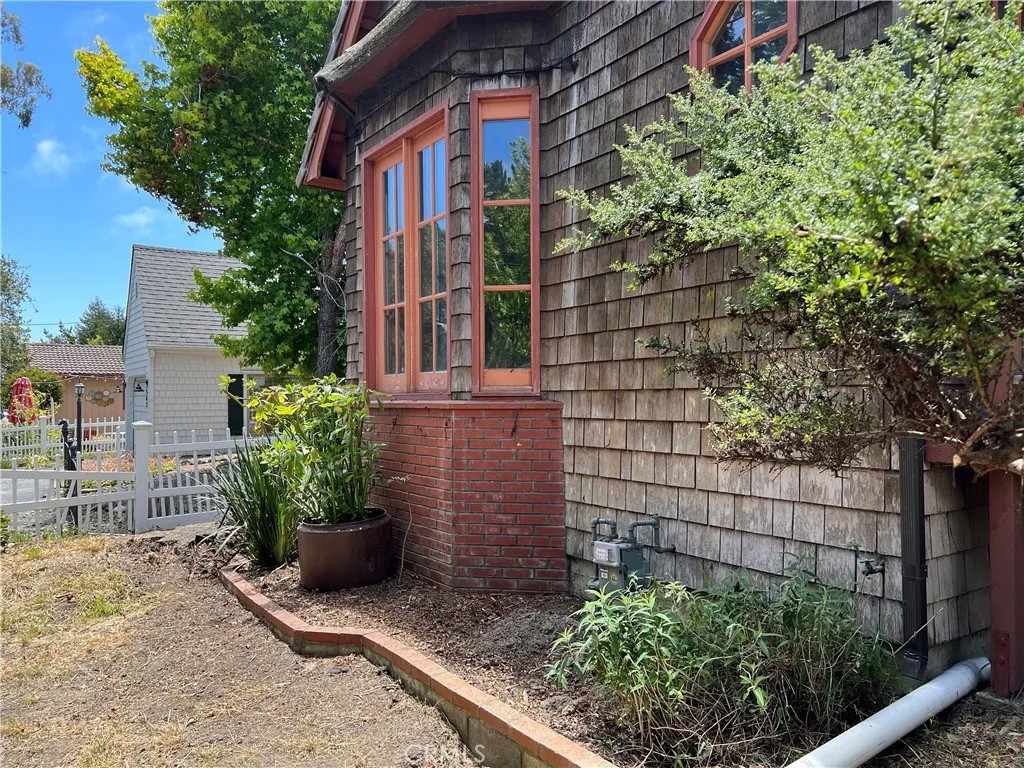 2936 Burton Drive
