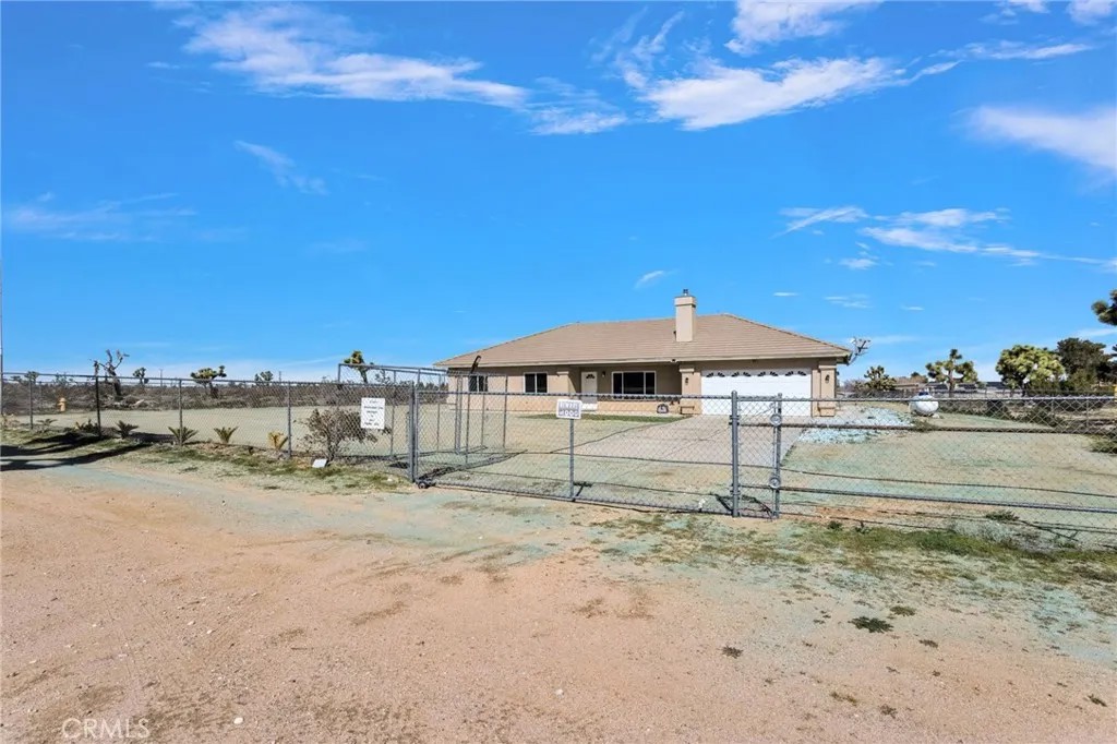 8720 Greasewood Lane