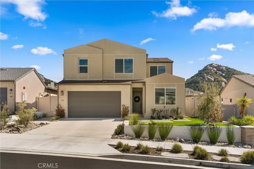 Photo of 333 Canter Court, Fallbrook, CA 92028 (MLS # OC26044460)