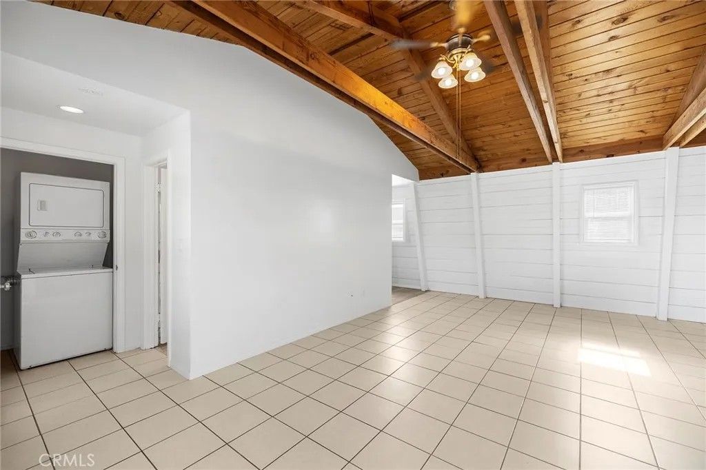 Photo of 410 Palomino Road, Fallbrook, CA 92028 (MLS # SW26000748)