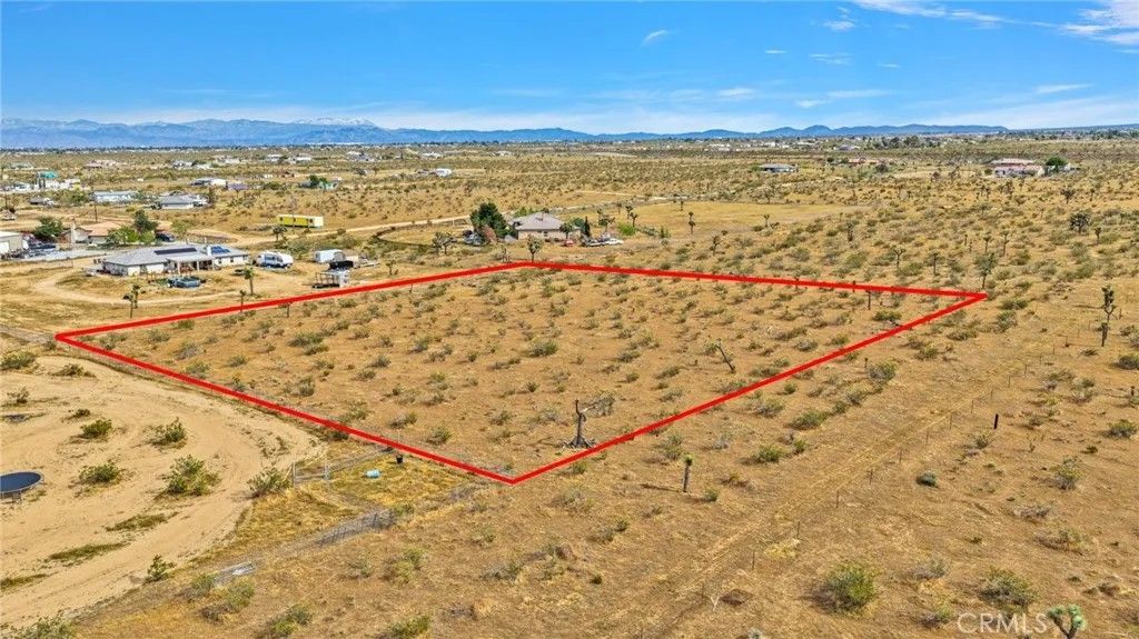 Photo of 3097 Tumbleweed, Phelan, CA 92371 (MLS # HD26078545)