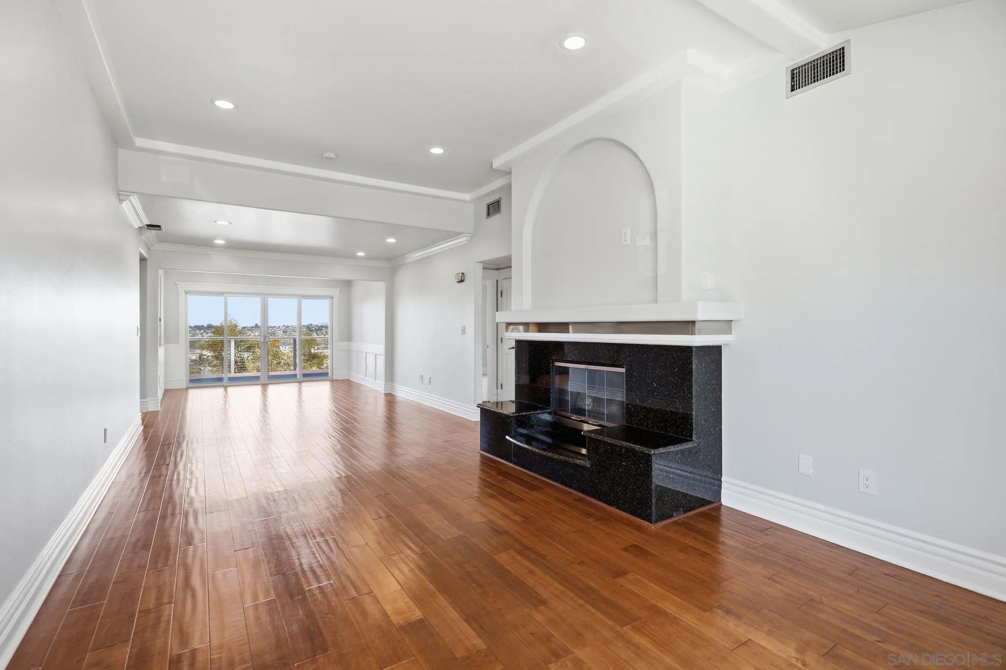 1756 Mission Cliff Dr