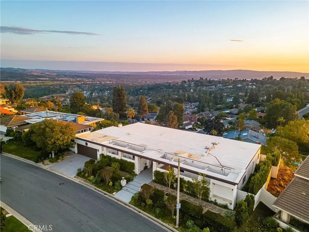 Photo of 1602 Kimberwick Dr, North Tustin, CA 92705 (MLS # PW26018467)