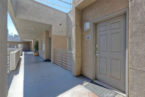 Tiny photo for 1643 6th Avenue #412, San Diego, CA 92101 (MLS # ND25229123)