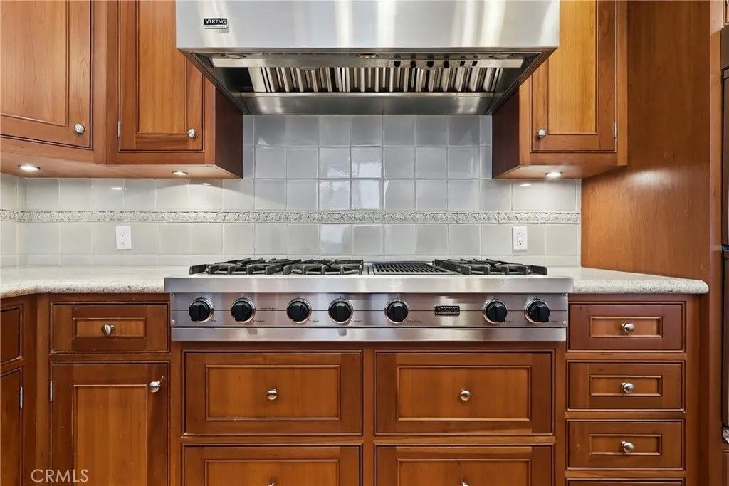 Photo of 500 3rd, Manhattan Beach, CA 90266 (MLS # SB26052842)