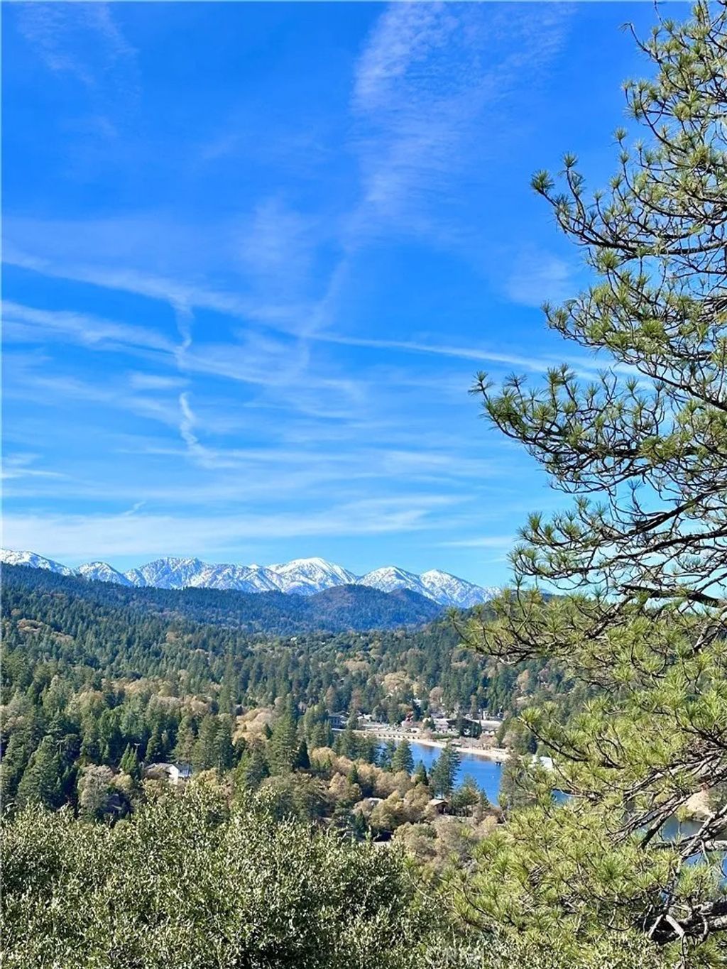 Photo of 746 Arth Drive, Crestline, CA 92325 (MLS # TR25266644)