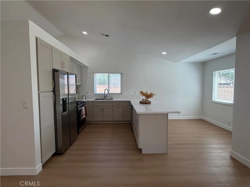 44632 17th West