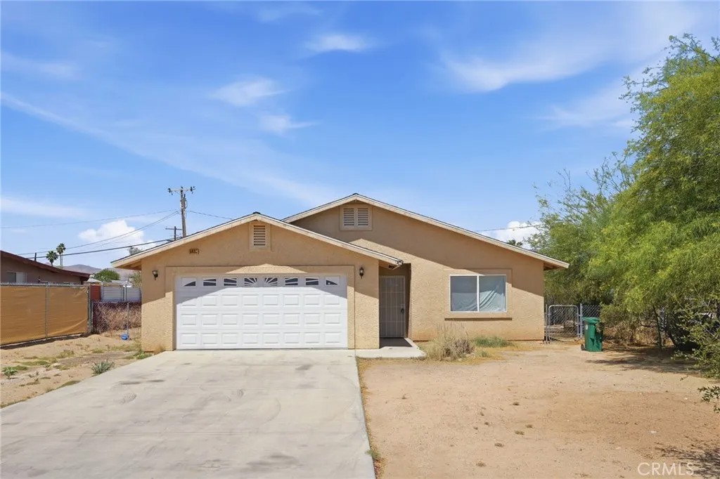 5932 La Buena Tierra Ave